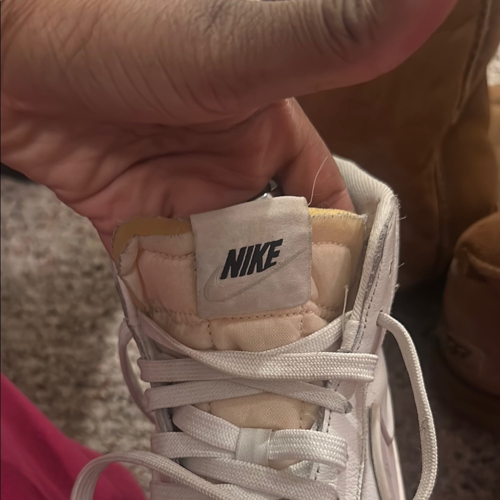 Nike Women's Sneakers - White and Cream